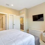 Home 4 Stylish Suites Luxury