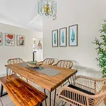 Splash Retreat:Near Disney Parks