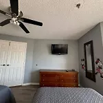Apartment Very Close To Disney!