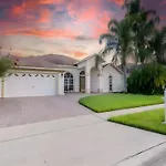 Stunning 5 Bedroom Pool Home Hot Tub 10 Mins To Disney