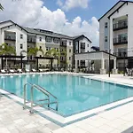 Complete Lush Green Apartment 10 Min To Parks Pets Allowed, Resort-Style Amenities