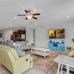 7723 Mansion With A Magic Touch