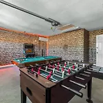 Dedicated Work Space And Game Room 4Br Oi2800