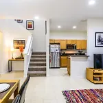 Regal Oaks Getaway