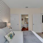 4 Bedrooms - 3 Bathrooms - Lucaya Village 15-101
