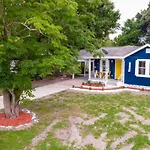 3Br Retreat Office Pets Near Airport