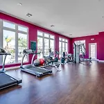 Great And Practical Townhouse In Gated Community, Sleeps 6 10 Min To Disney!