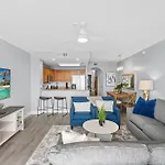 Lakeview Newly Renovated Condo Near Disney