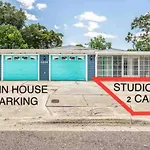 1Br Getaway Sleeps 4 Pet-Friendly Wi-Fi
