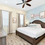 Seashell Cream Cottage With Private Pool Near Disney With Margaritaville Resort Access - 8037St