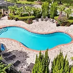 Entire Home W/ Private Pool,Gated Near Disney