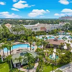 Updated Vista Cay Townhome, 10 Min From Universal