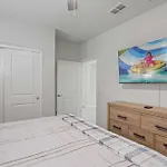Brand New 5 Bed Villa In Windsor Cay