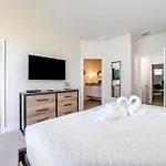 3 Bedrooms Pool Home Retreat Close To Disney