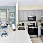 Casa Blanca Cottage With Hot Tub Near Disney With Margaritaville Access - 8032Su