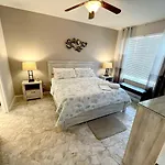 Windsor Castle Luxury Villa