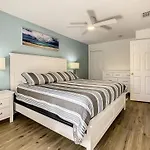 Beautiful Townhome Old Town