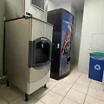 Lovely 1 Bedroom Condo With Pool