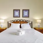 Living The Disney Dream! Lake View Luxury Condo