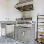 Spacious 8-Bedroom Home In Clermont