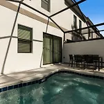 Brand New Luxury 5Bedrooms At Paradiso Grande