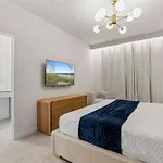 Brand New Luxury 5Bedrooms At Paradiso Grande