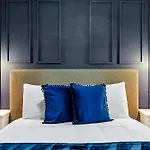 Exquisite, Brand New 10Br8Ba For Up To 28 Guests