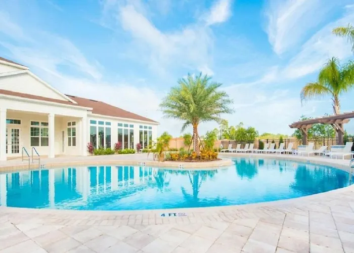 Great And Practical Townhouse In Gated Community, Sleeps 6 10 Min To Disney!