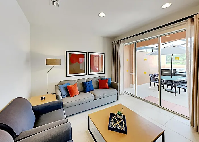 Regal Oaks Townhomes 2702