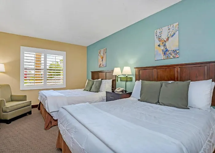 1Br 2 Queens Hotel-Apt With Pool, Hot Tub & Arcade, Near Disney & Universal!