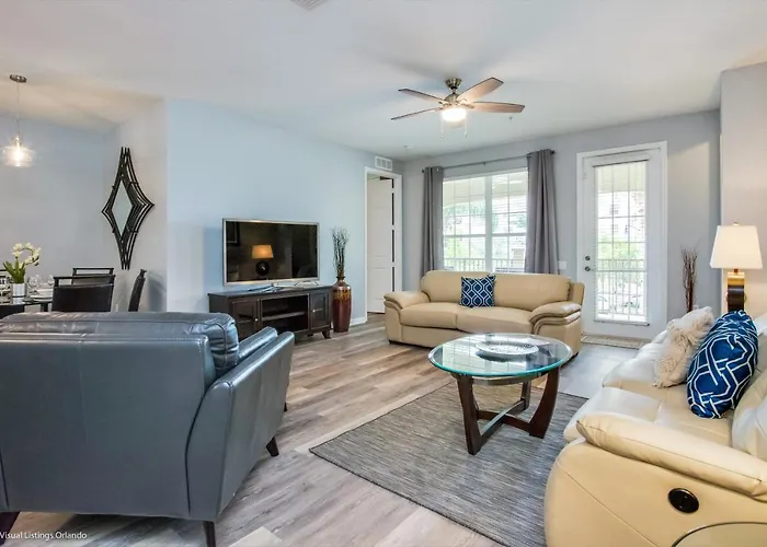 Beautiful Condo W Private Balcony Near Universal