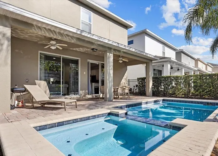 320-Luxury Villa W Pool&Hot Tub
