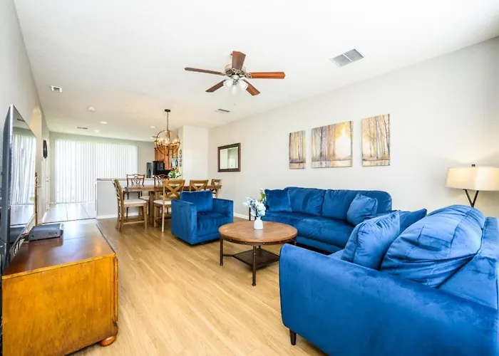 Beautiful Townhome, Vista Cay, Near Parks! 4018