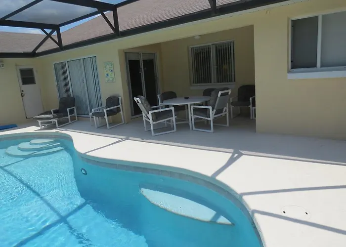 3 Bedroom Standard Davenport Home Fl 33897