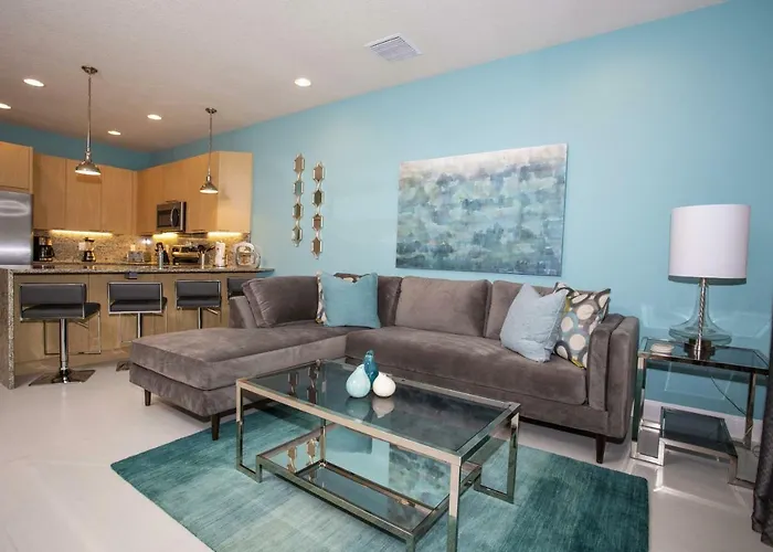 Charming Townhouse At Serenity Resort Near Disney