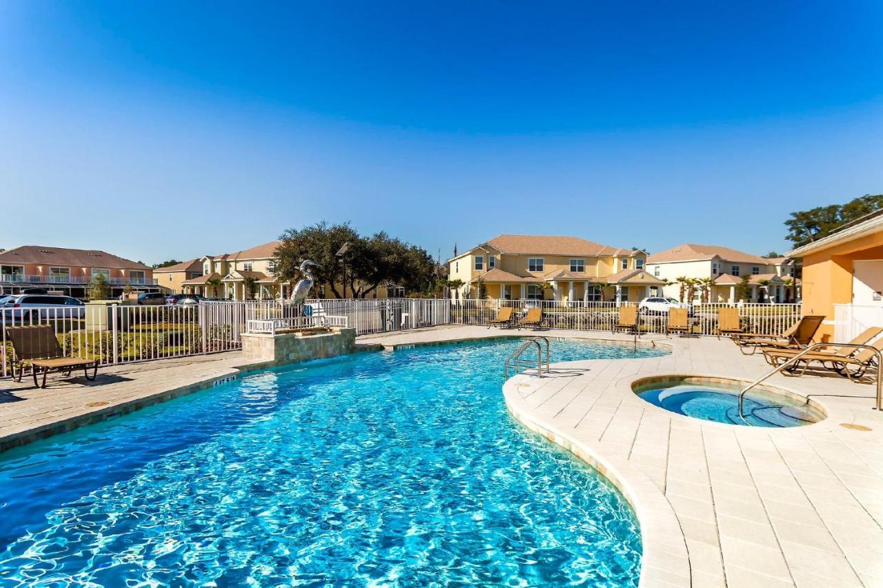 Holiday home 3 Bedroom Townhouse In Serenity, Wprivate Pool! Orlando