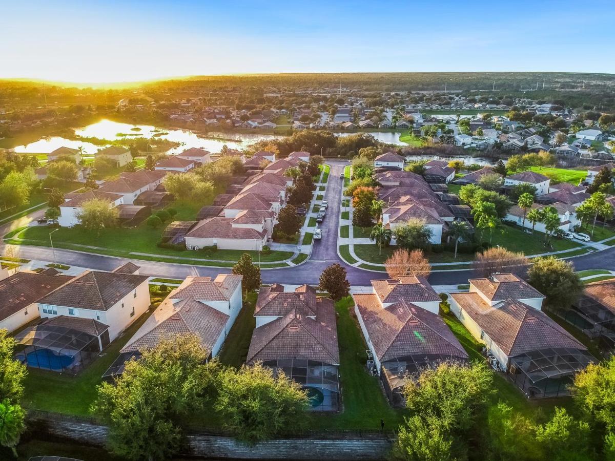 Windsor Hills Resort: Disney-area With Private Pool & Water Park Orlando