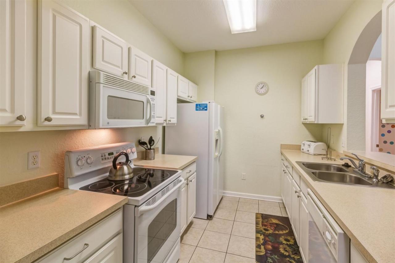 Ground Floor Oversized - Next To Disney! #104 *