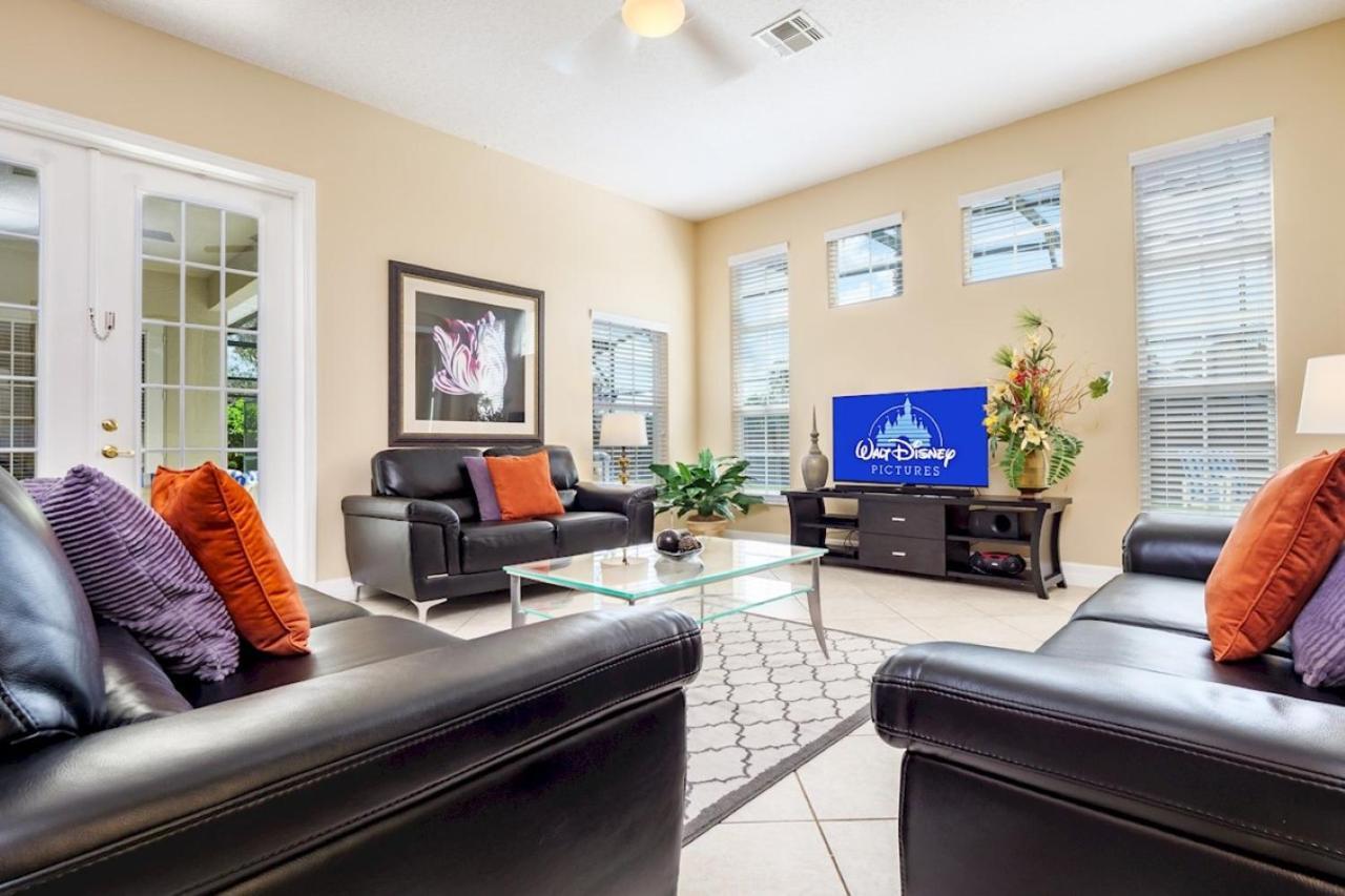 Holiday home Mickey's Floridian: Disney-close With Pool, Hot Tub & Game