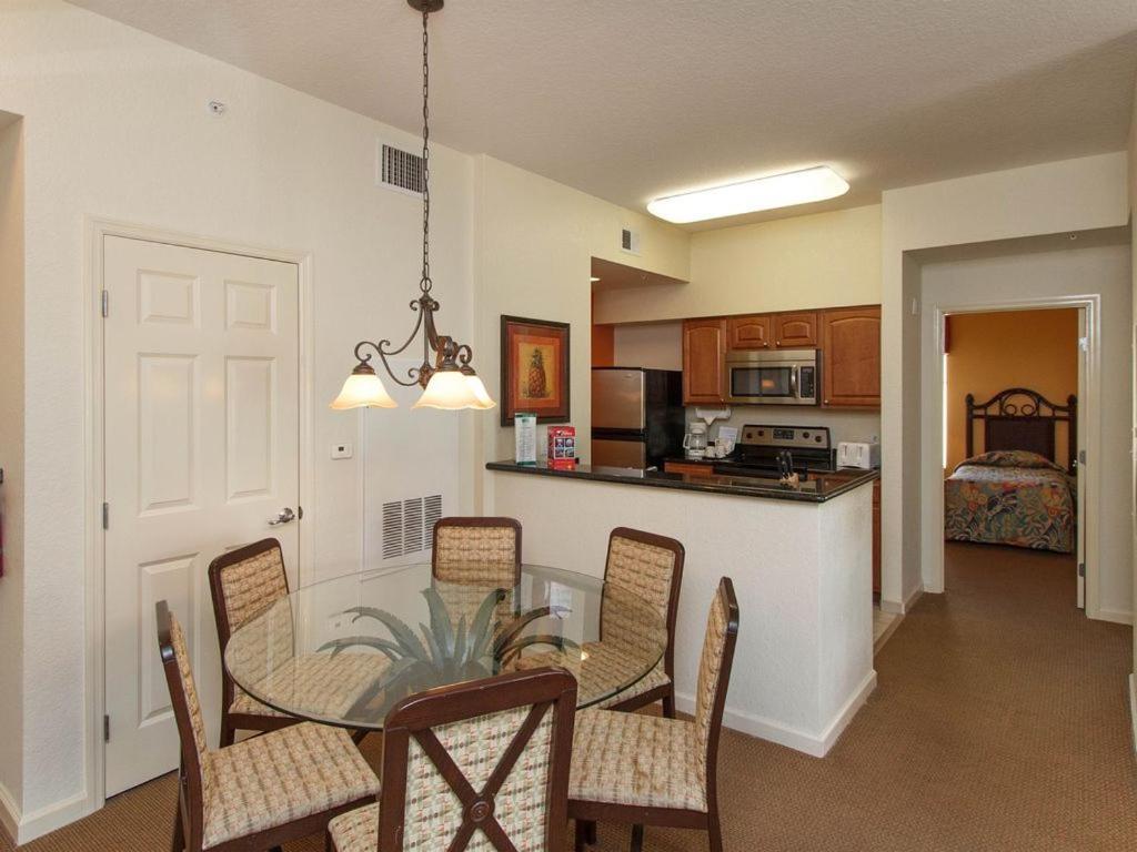 Luxury Condo, 2 Or 3 Bedroom Premium Apartment