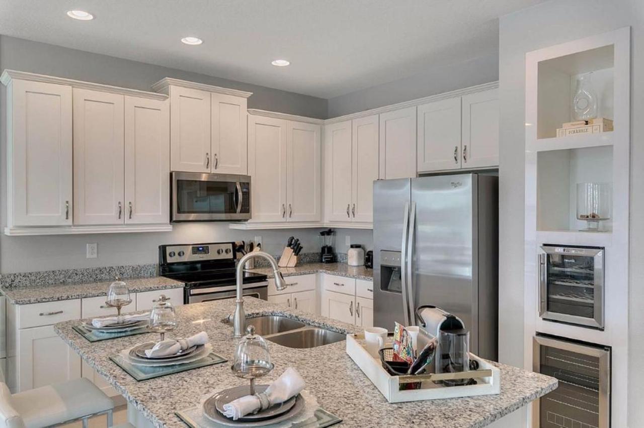 Stunning House With Pool, Gazebo And Movie Theater At Encore 7644 Orlando