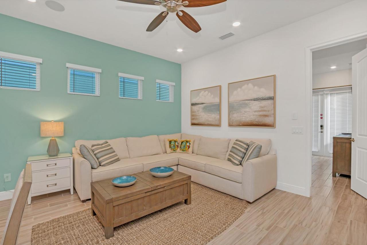 Gorgeous Margaritaville Wprivate Patio