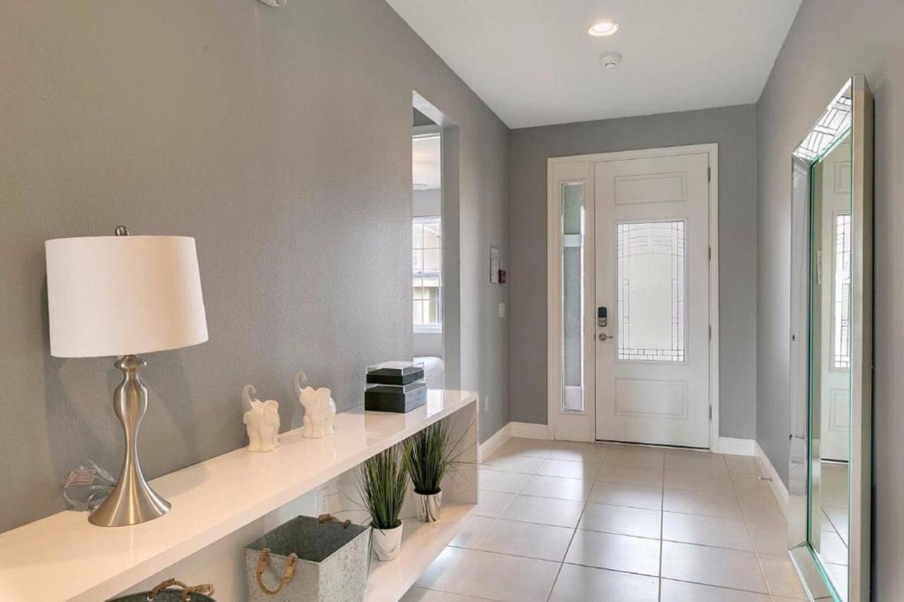 Stunning House With Pool, Gazebo And Movie Theater At Encore 7644 Holiday home *