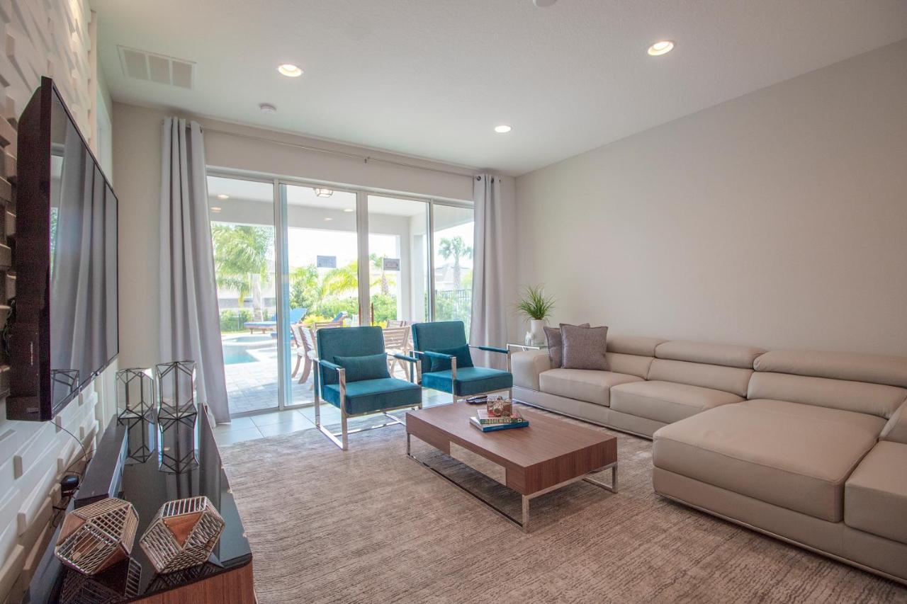 Encore 6 Bedroom Vacation With Pool