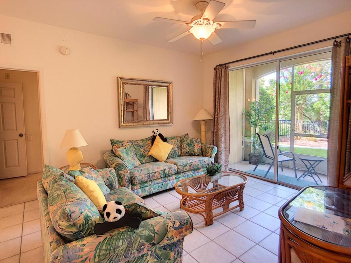 Panda Palace Apartment