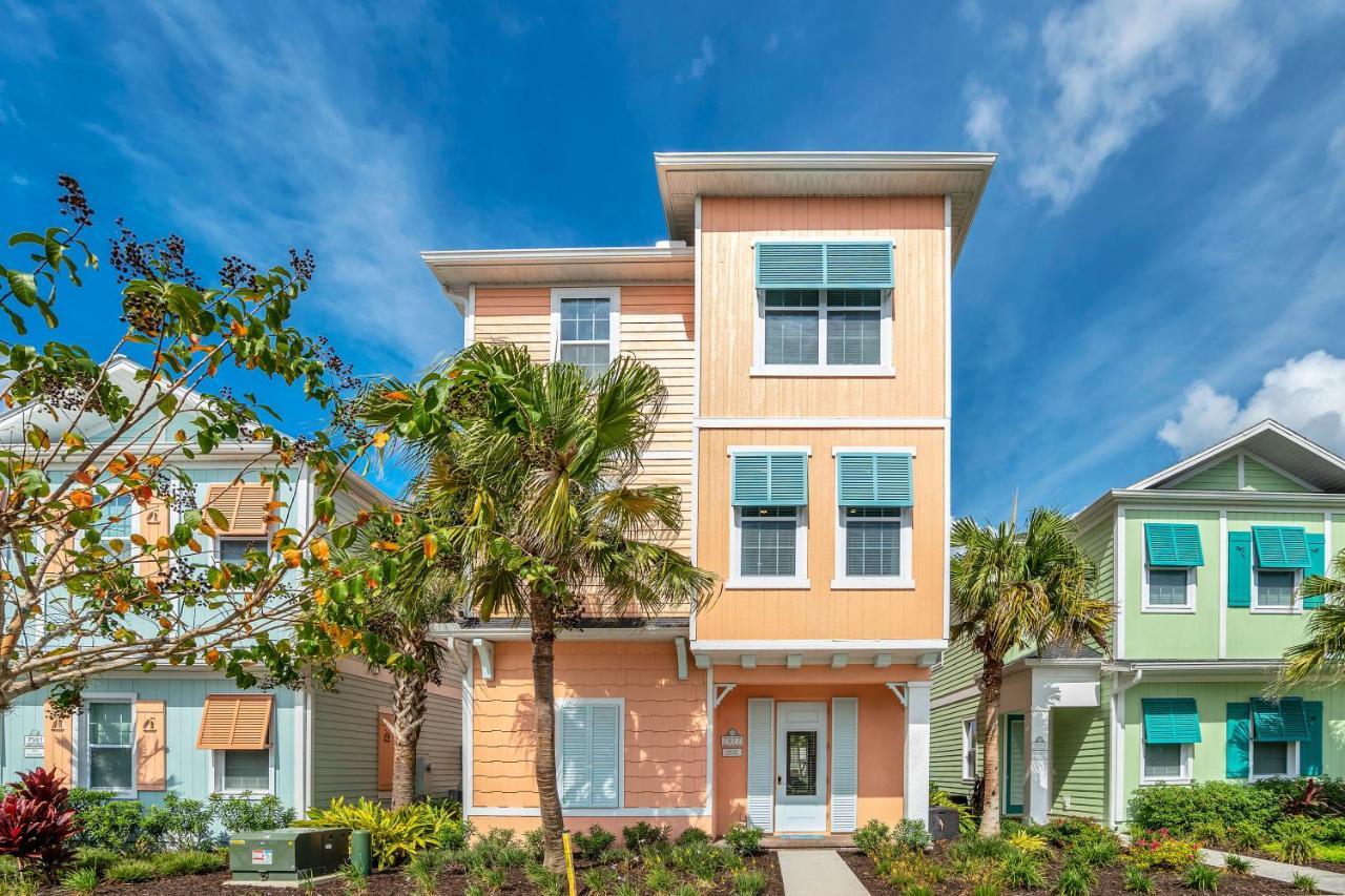 Large Margaritaville W Private Pool View Holiday home