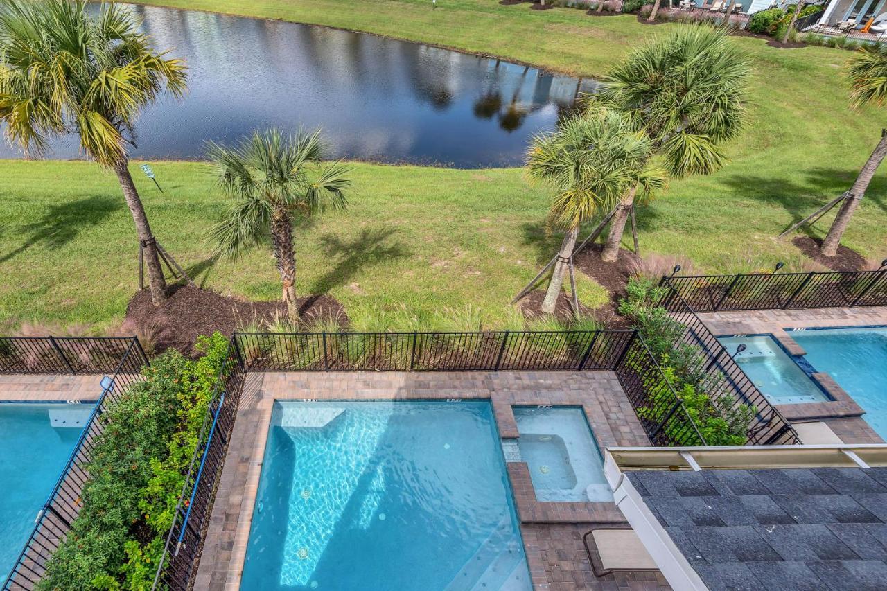 Large Margaritaville W Private Pool View Holiday home *