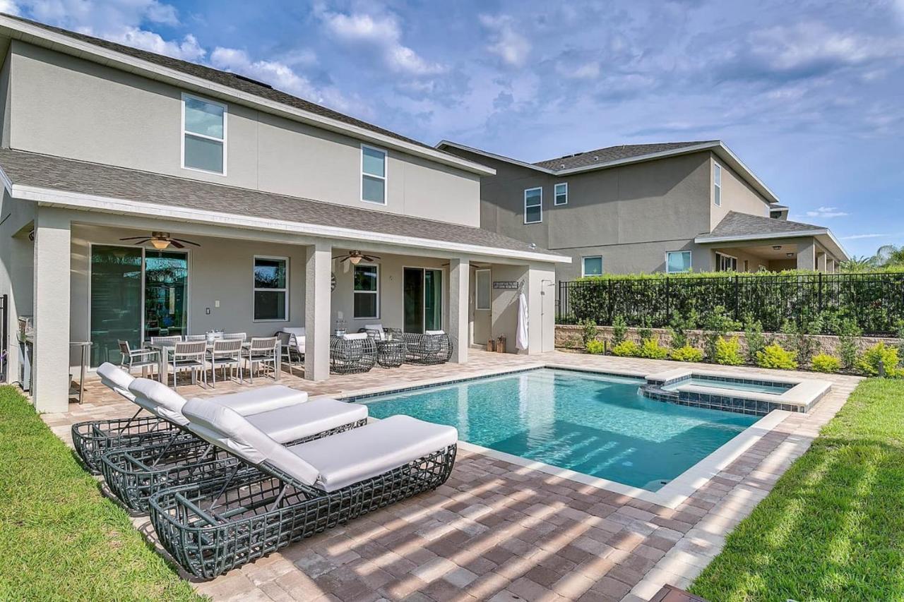 Stunning House With Pool, Gazebo And Movie Theater At Encore 7644 Holiday home