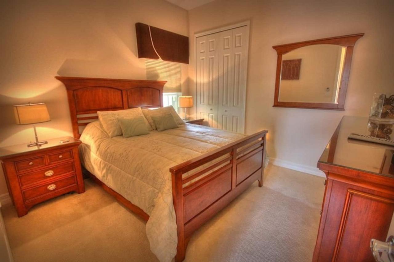 Mickey's Getaway: Luxe 7br Retreat With Pool & Theater Near Orlando