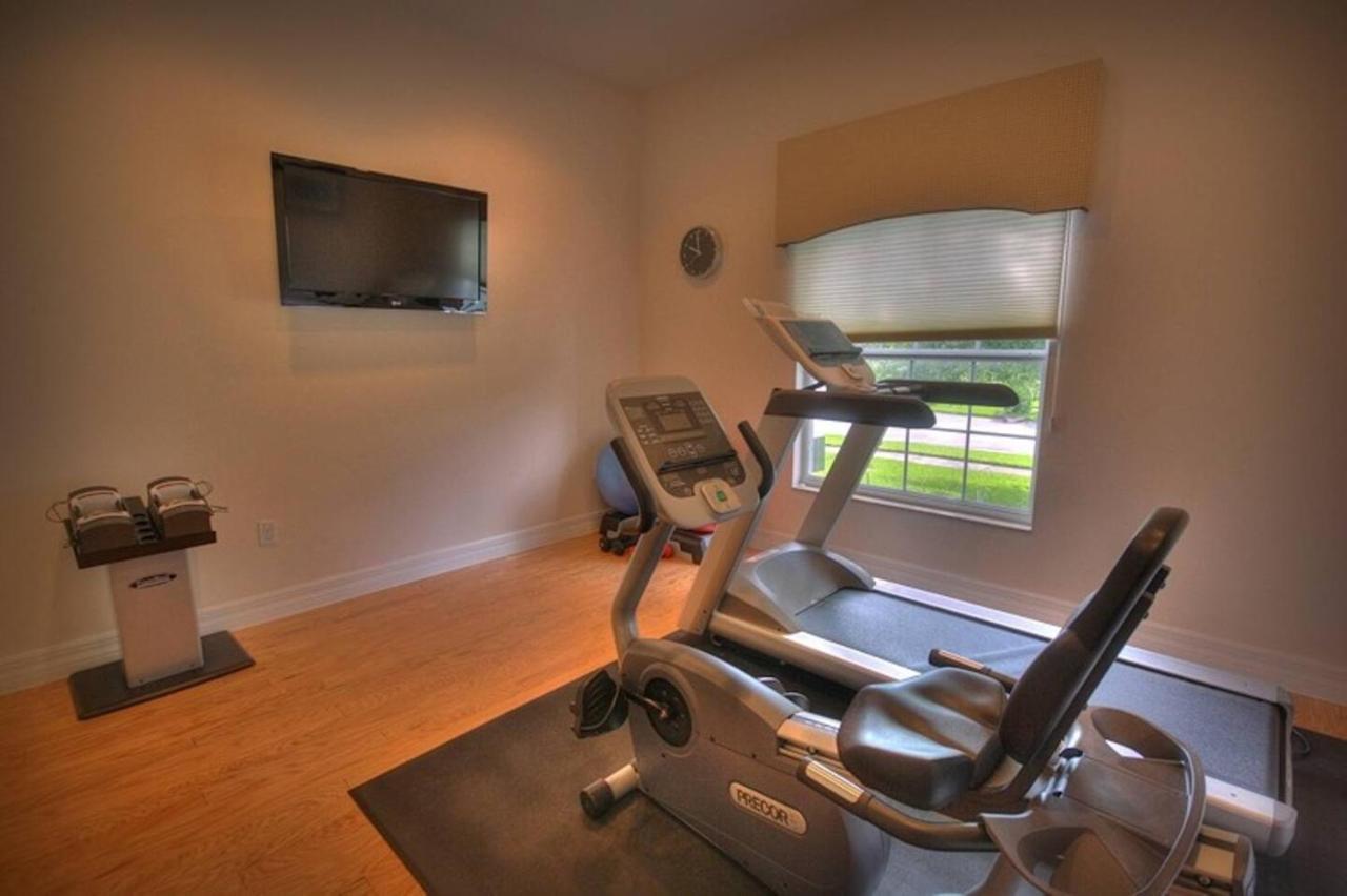 Mickey's Getaway: Luxe 7br Retreat With Pool & Theater Near Holiday home *
